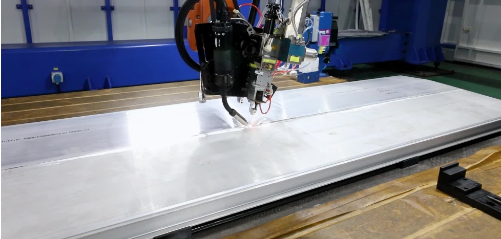 激光復(fù)合焊接技術(shù)的特點(diǎn)與應(yīng)用場(chǎng)景