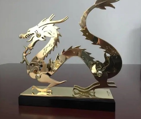 激光切割機(jī)在金屬藝術(shù)品精細(xì)雕刻中的應(yīng)用