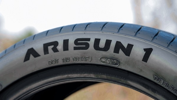 激光打標機能不能在汽車輪胎上打標？