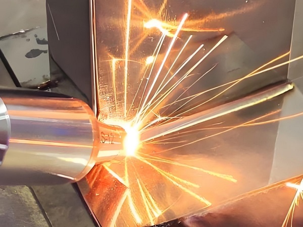 激光焊接機功率與各參數(shù)的關系