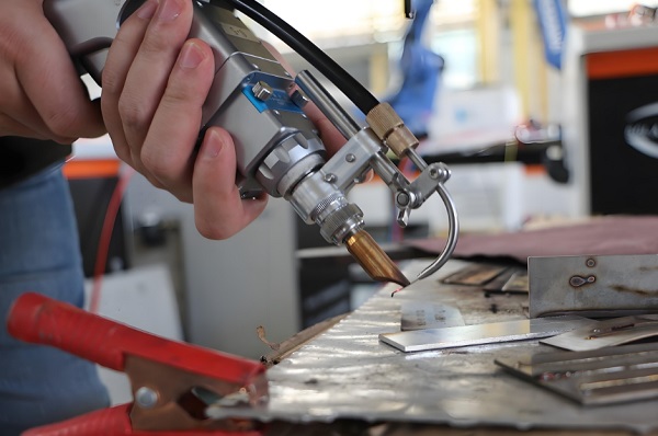 激光焊接 激光焊接