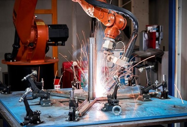 激光焊接機的運動部件磨損如何檢測與更換？