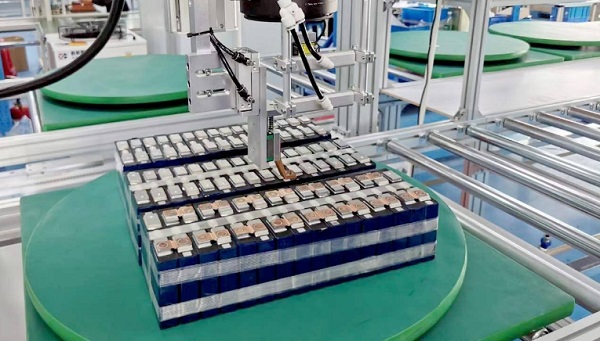 光纖激光焊接機(jī)在鋰電池模組中的應(yīng)用優(yōu)勢(shì)