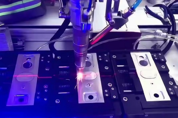 鋰電池激光焊接機偏振方向參數(shù)對焊接效果的作用