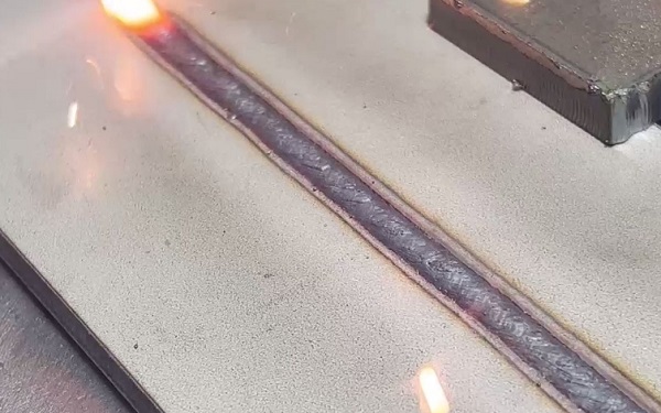 7.5mm不銹鋼激光焊接效果