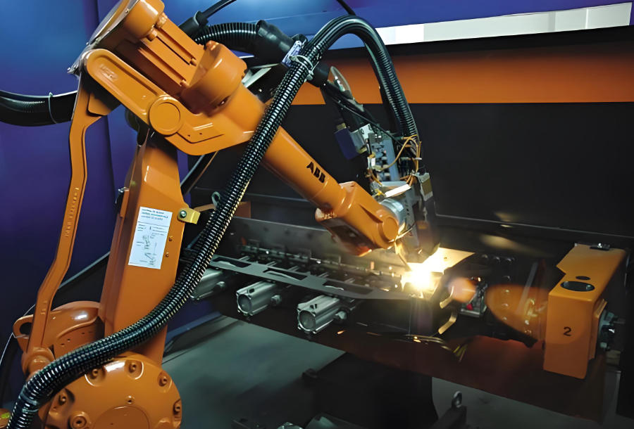 機器人激光焊接機的軟件系統(tǒng)更新會提升焊接效果嗎？